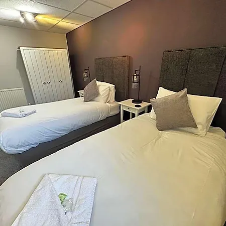 New Masons Arms 3*